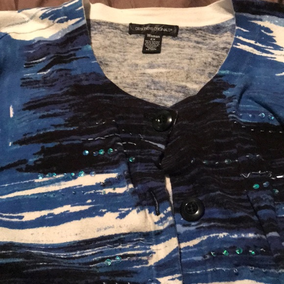 Sweater - Picture 1 of 1